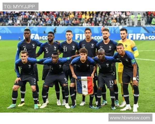 法国黑人足球明星的辉煌历程与对足球的深远影响