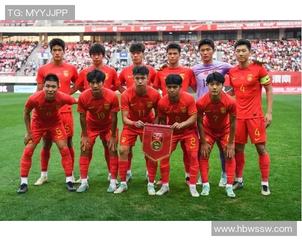 中国足球队老球员的奋斗历程与未来发展展望分析